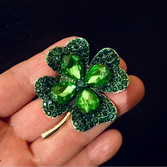 Four leaf clover brooch Shamrock Pin - Picture 4 of 6